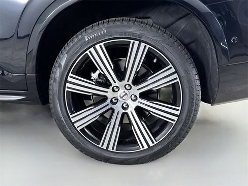 Certified 2024 Volvo XC90 T8 Plus image 34