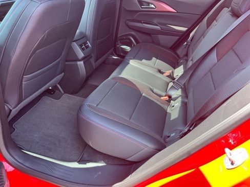 New 2025 Chevrolet Equinox EV RS image 6