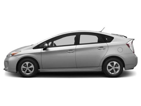 Used 2015 Toyota Prius Two FWD image 6