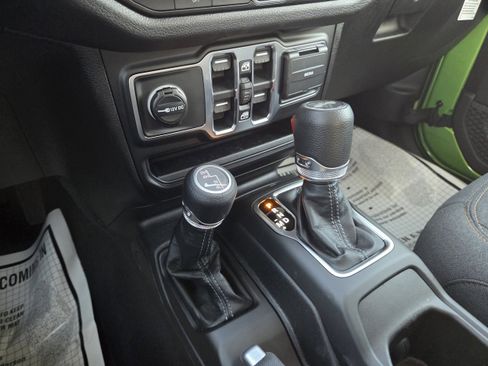 New 2026 Jeep Wrangler Unlimited Sport image 32