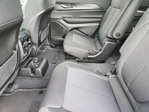 New 2025 Jeep Grand Cherokee L Laredo RWD image 19