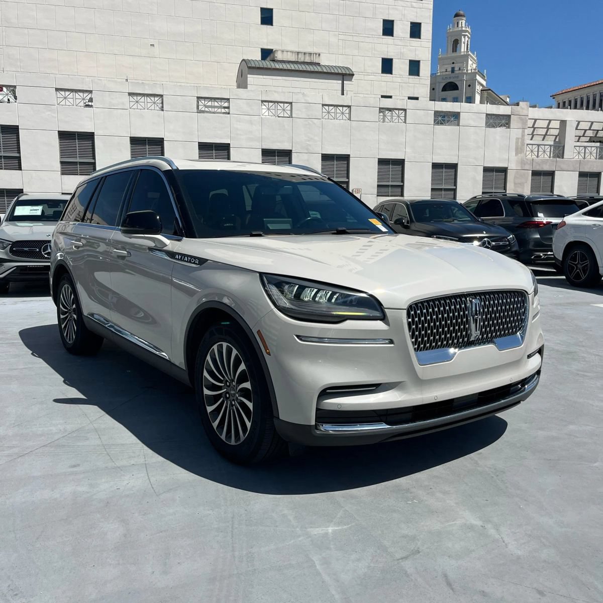 Used 2022 Lincoln Aviator Reserve w/ Elements Package Plus RWD image 4