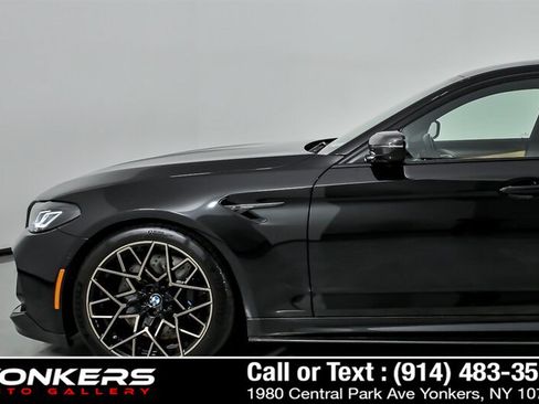 Used 2022 BMW M5 w/ Competition Package AWD/4WD image 3