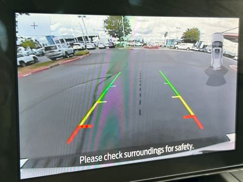 Used 2021 Ford Explorer XLT w/ Equipment Group 202A image 22