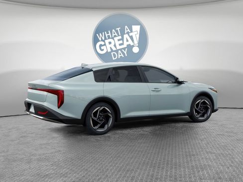 New 2026 Kia K4 EX FWD image 6