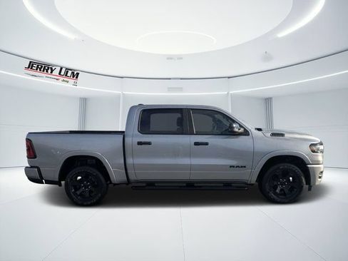 Used 2025 RAM 1500 Big Horn AWD/4WD image 2