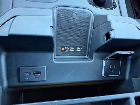 New 2026 GMC Sierra 2500 AT4 w/ AT4 Premium Plus Package image 7