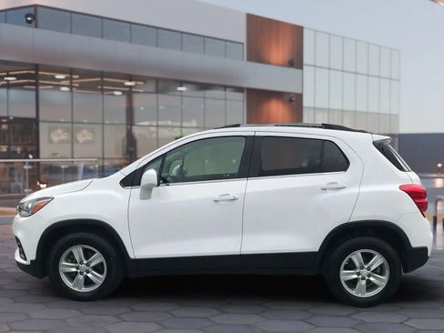 Used 2020 Chevrolet Trax LT image 7