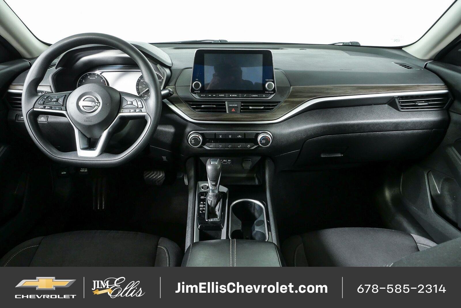 Used 2024 Nissan Altima 2.5 SV FWD image 18