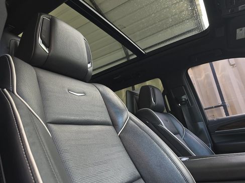 Used 2021 Cadillac Escalade Premium Luxury w/ Driver Assist Tech Package AWD/4WD image 14