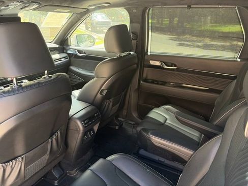 Certified 2025 Hyundai Palisade Calligraphy AWD/4WD image 8