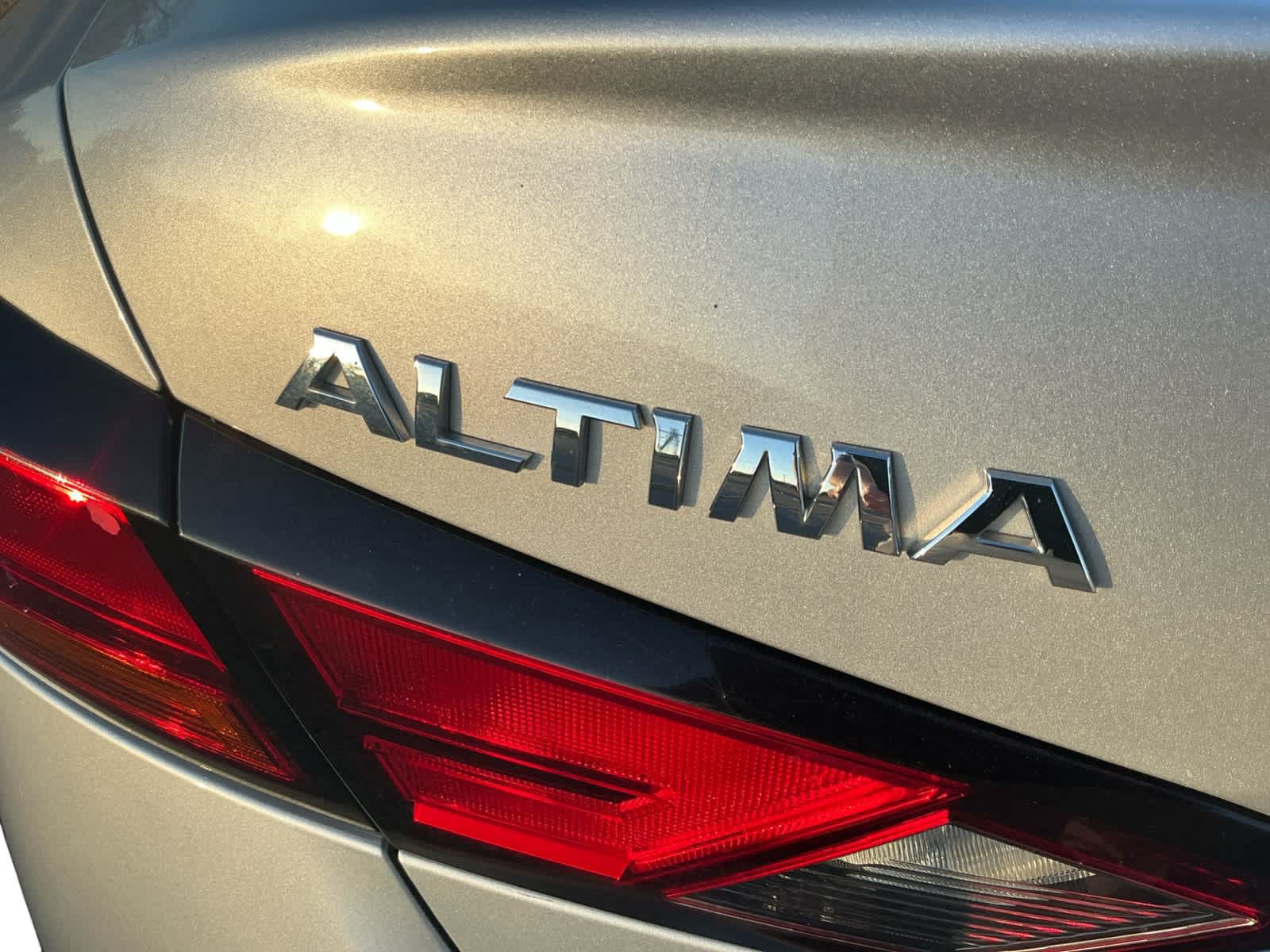 Used 2020 Nissan Altima 2.5 S FWD image 20