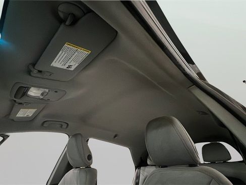 Used 2020 Chevrolet Bolt LT image 31