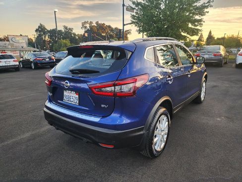 Used 2021 Nissan Rogue Sport SV image 5