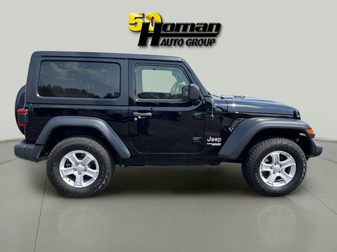 Used 2018 Jeep Wrangler Sport S image 6