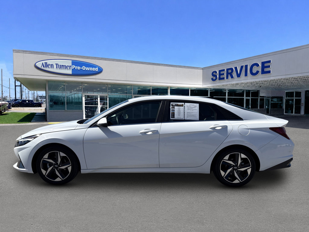 Certified 2023 Hyundai Elantra Limited w/ Cargo Package FWD image 5