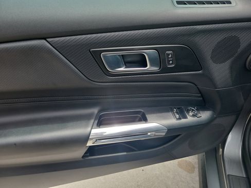 Used 2025 Ford Mustang Premium RWD image 11