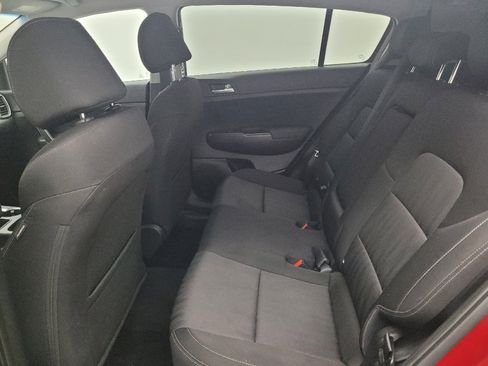 Used 2020 Kia Sportage LX AWD/4WD image 18