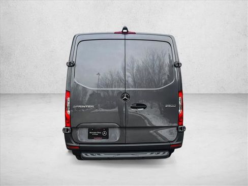 Used 2025 Mercedes-Benz Sprinter 2500 image 6
