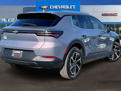 New 2026 Chevrolet Equinox EV LT FWD image 18