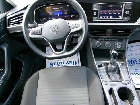 Used 2024 Volkswagen Jetta S FWD image 11