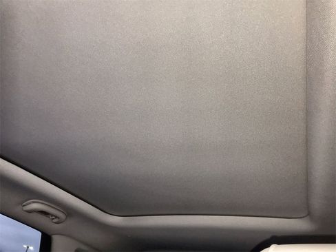 Used 2022 Cadillac XT5 Premium Luxury image 22