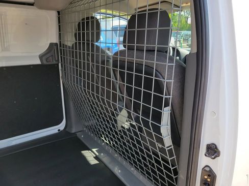 Used 2020 Nissan NV200 SV w/ Sliding Glass Door Package image 26