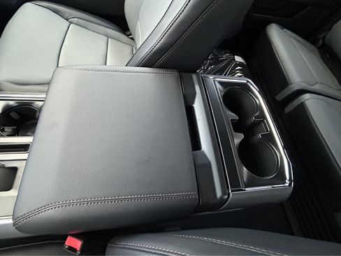 New 2023 Ford F150 Lightning Lariat image 72