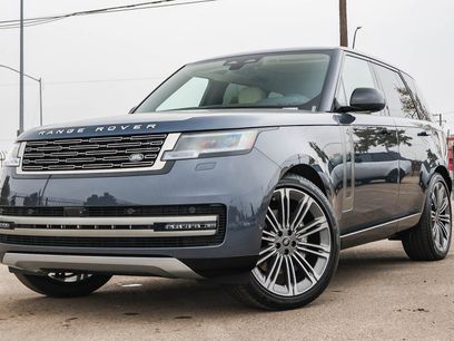 New 2025 Land Rover Range Rover SE