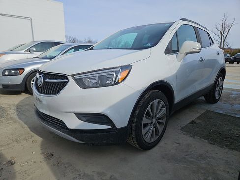 Used 2017 Buick Encore Preferred image 3