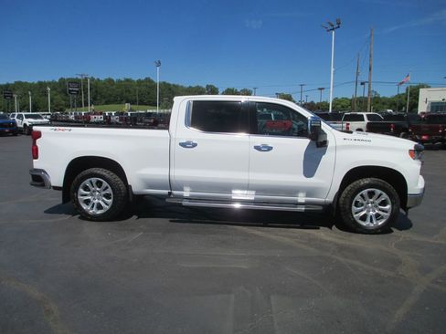 Used 2024 Chevrolet Silverado 1500 LTZ w/ LTZ Premium Package AWD/4WD image 4