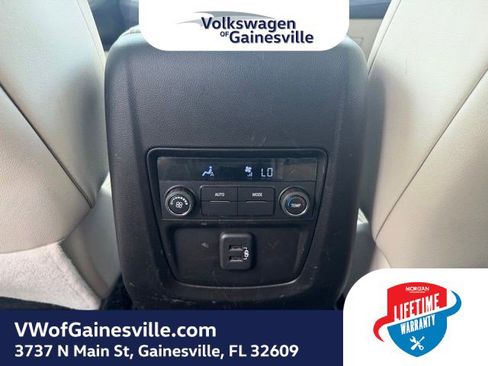 Used 2024 Buick Enclave Essence FWD image 14