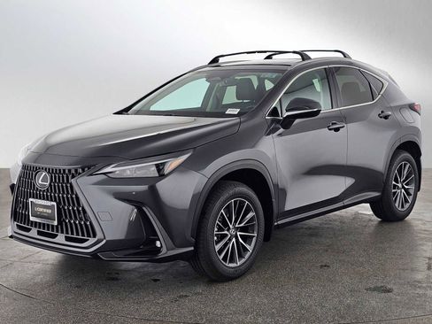 Used 2025 Lexus NX 250 FWD w/ Accessory Package (2T) image 7