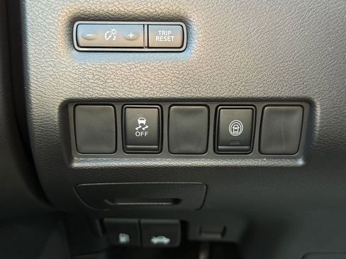 Certified 2024 Nissan Murano SV w/ SV Midnight Edition Package FWD image 26