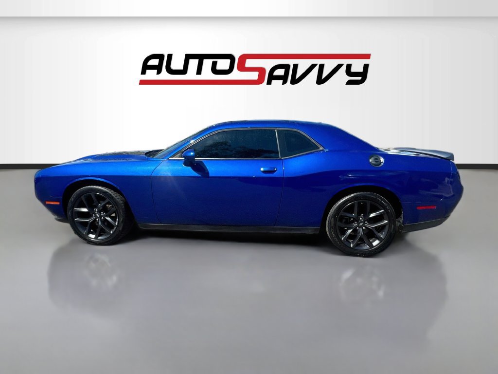 Used 2022 Dodge Challenger SXT w/ Blacktop Package RWD image 4