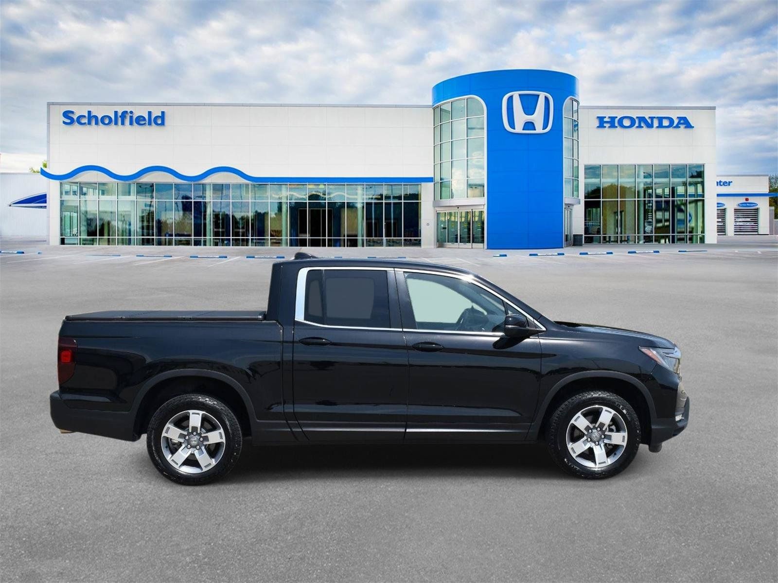 Used 2024 Honda Ridgeline RTL image 2