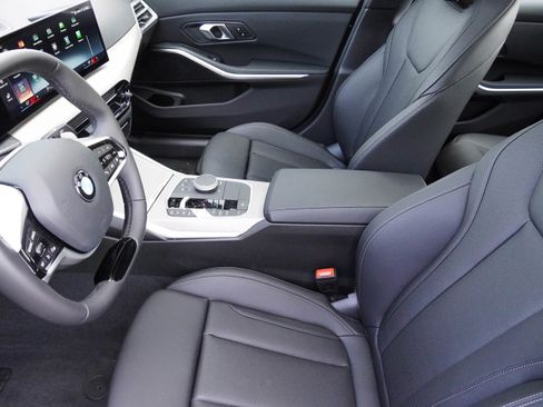 Certified 2025 BMW 330i Sedan image 11