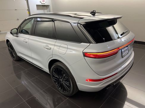 New 2026 Lincoln Corsair Reserve image 4