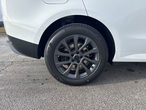 New 2026 Land Rover Range Rover Sport SE image 24