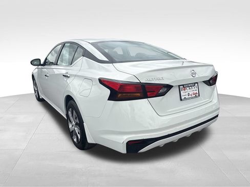 Used 2022 Nissan Altima 2.5 S FWD image 5