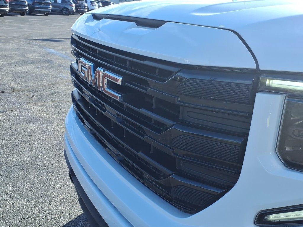 Used 2024 GMC Sierra 1500 Elevation AWD/4WD image 16
