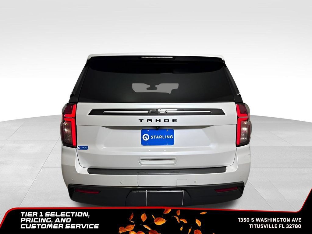 Used 2022 Chevrolet Tahoe Z71 w/ Luxury Package AWD/4WD image 7