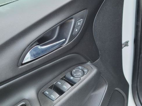 Used 2020 Chevrolet Equinox LT AWD/4WD image 11