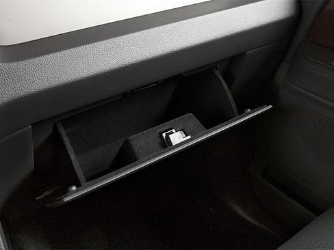 Used 2014 Lincoln Navigator 4WD image 18