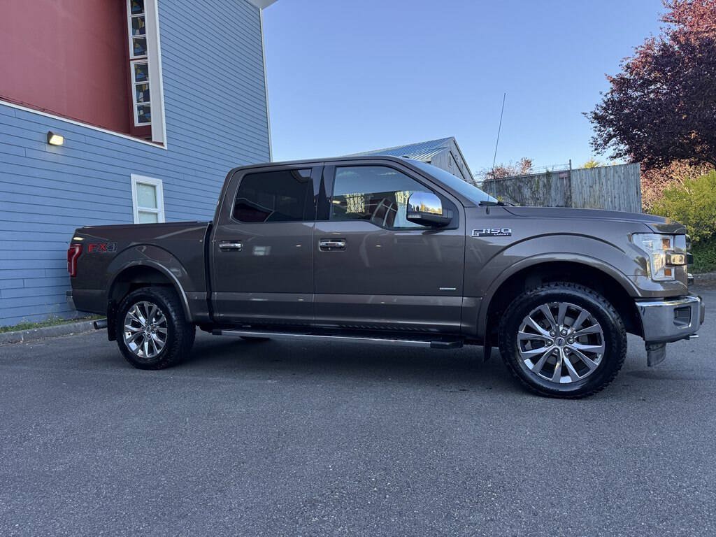 Used 2017 Ford F150 Lariat w/ Equipment Group 502A Luxury AWD/4WD image 2