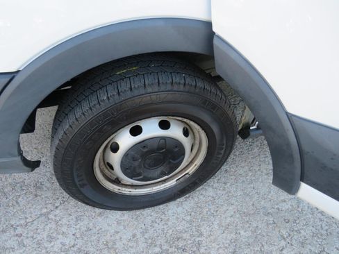 Used 2018 Ford Transit 350 350 Van Med. Roof w/Sliding Pa image 34