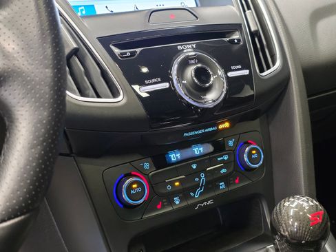 Used 2016 Ford Focus ST w/ Equipment Group 402A FWD image 27