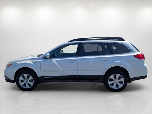 Used 2012 Subaru Outback 2.5i Limited image 8