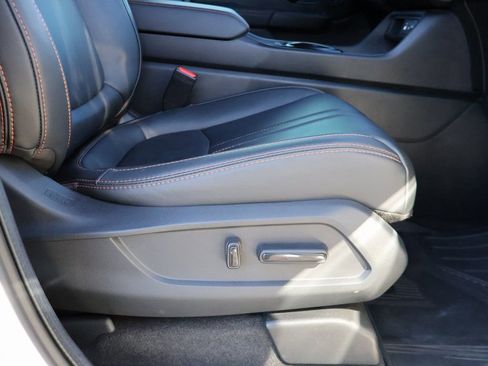 Certified 2024 Honda Pilot TrailSport image 10