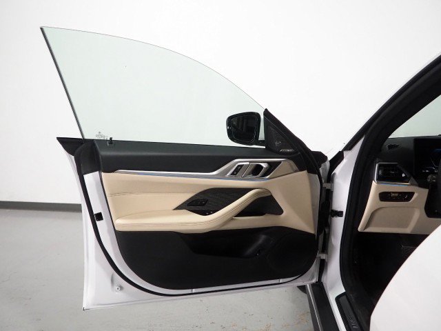 Used 2023 BMW i4 eDrive40 RWD image 64